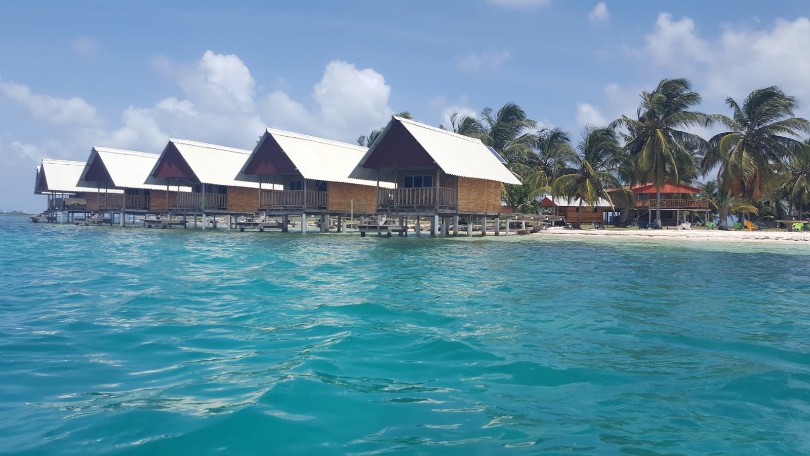 Waily Lodging beach'in fotoğrafı ve güzel manzarası
