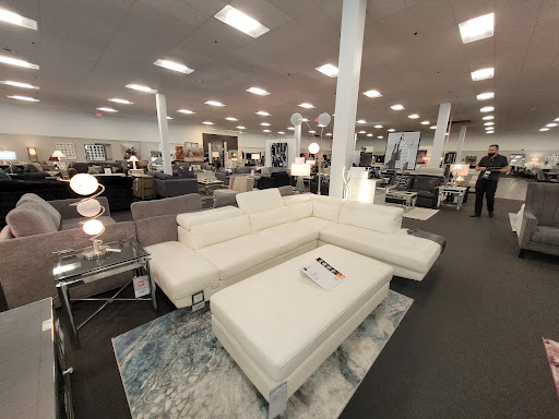 Furniture Store «Value City Furniture», reviews and photos, 5516 Leesburg Pike, Falls Church, VA 22041, USA