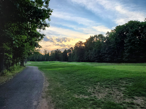 Golf Course «Blue Ridge Trail Golf Club», reviews and photos, 260 Country Club Dr, Mountain Top, PA 18707, USA