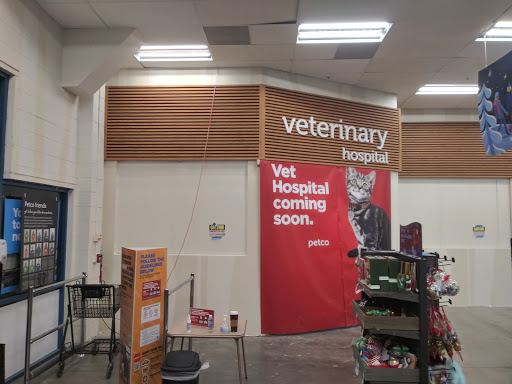 Pet Supply Store «Petco Animal Supplies», reviews and photos, 26501 Bouquet Canyon Rd, Saugus, CA 91350, USA