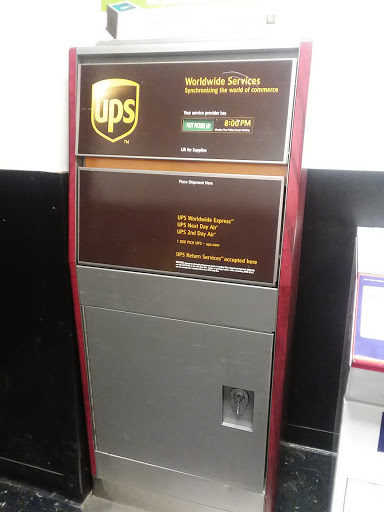 Shopping Mall «Tower City Center», reviews and photos, 230 W Huron Rd, Cleveland, OH 44113, USA