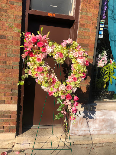 Florist «City Enchanted Gardens Florist», reviews and photos, 2246 W Taylor St, Chicago, IL 60612, USA