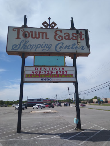 Cell Phone Store «MetroPCS», reviews and photos, 2809 Motley Dr, Mesquite, TX 75150, USA