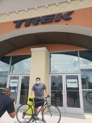 Bicycle Store «The Cycling Hub», reviews and photos, 1200 Oakley Seaver Dr, Clermont, FL 34711, USA