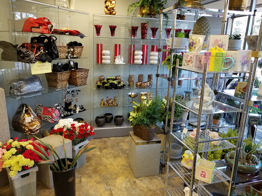 Florist «Up-Towne Flowers & Gift Shoppe», reviews and photos, 2145 W Dublin Granville Rd, Worthington, OH 43085, USA