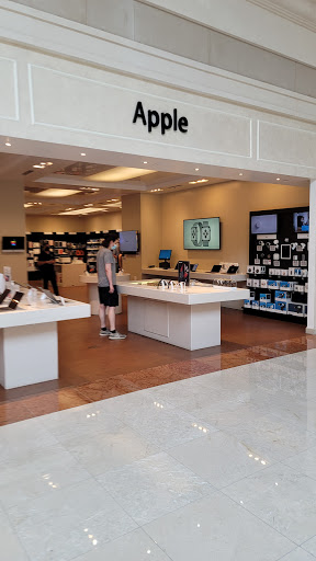 Electronics Store «Abt», reviews and photos, 1200 N Milwaukee Ave, Glenview, IL 60025, USA