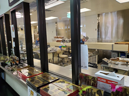 Candy Store «Wilbur Chocolate Retail Store», reviews and photos, 45 N Broad St, Lititz, PA 17543, USA