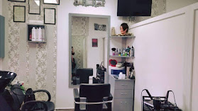 Salon Yoa