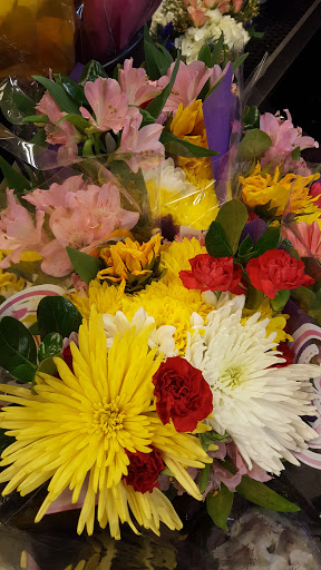 Grocery Store «Wynn’s Market», reviews and photos, 141 9th St N, Naples, FL 34102, USA