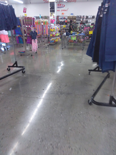 Discount Store «Fallas», reviews and photos, 120 E Compton Blvd, Compton, CA 90220, USA