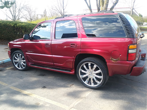 Honda Dealer «David Hobbs Honda», reviews and photos, 6100 N Green Bay Ave, Glendale, WI 53209, USA