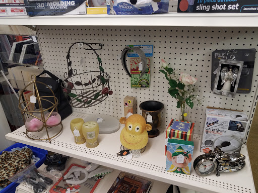 Flea Market «Treasure City Market LLC», reviews and photos, 121 S Washington St, DeRidder, LA 70634, USA