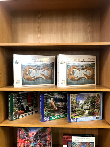 Book Store «Womrath Book Shop», reviews and photos, 76 Pondfield Rd, Bronxville, NY 10708, USA