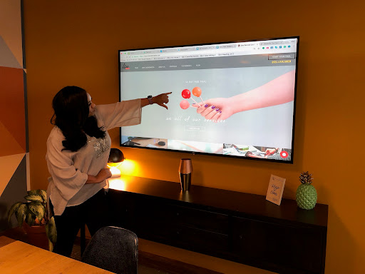 LiveWebMedia image