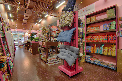 Pet Supply Store «Woof Gang Bakery & Grooming Abacoa», reviews and photos, 5440 Military Trail #7, Jupiter, FL 33458, USA