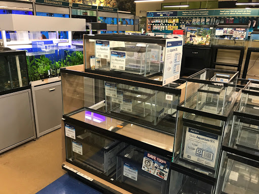 Pet Supply Store «Petco Animal Supplies», reviews and photos, 197 E Dekalb Pike #350, King of Prussia, PA 19406, USA