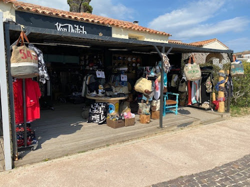Magasin de vêtements pour hommes Von Dutch Saint-Cyr-sur-Mer