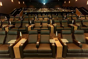 Cinépolis Luxury Cinemas image