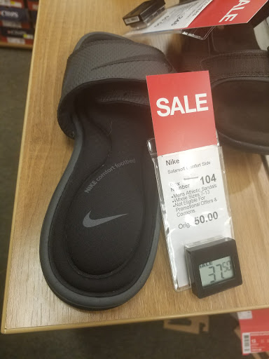 Home Goods Store «Tuesday Morning», reviews and photos, 1300 NJ-17, Ramsey, NJ 07446, USA