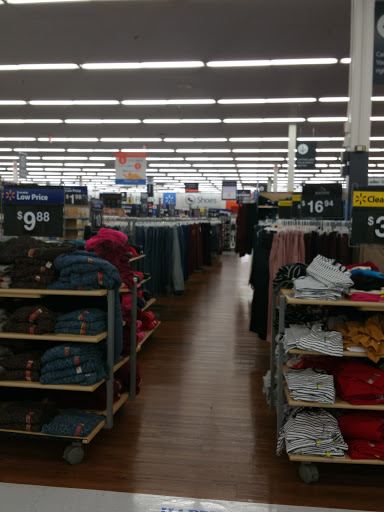 Discount Store «Walmart», reviews and photos, 250 Hartford Ave, Bellingham, MA 02019, USA