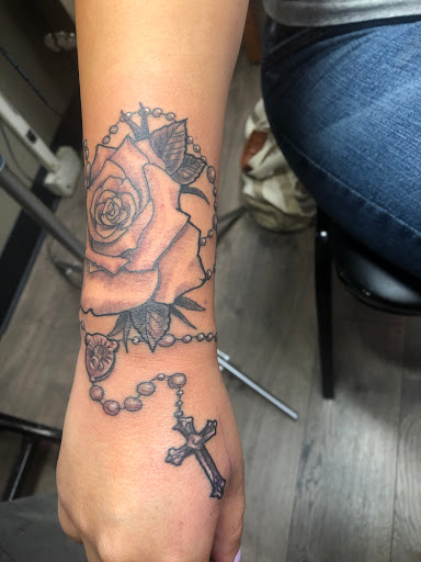 Tattoo Shop «Sacred Art Tattoo LLC», reviews and photos, 1425 NW Monroe Ave # C, Corvallis, OR 97330, USA