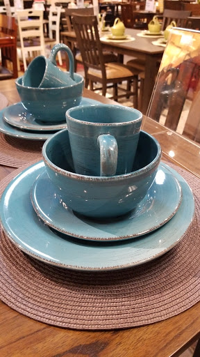 Furniture Store «Ashley HomeStore», reviews and photos, 6001 Redwood Dr #150, Rohnert Park, CA 94928, USA