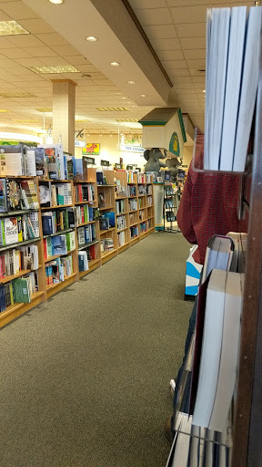 Book Store «Barnes & Noble», reviews and photos, 2900 Peachtree Rd NW #310, Atlanta, GA 30305, USA