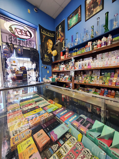 Tobacco Shop «Smoke Shop Mcallen», reviews and photos, 6624 N 10th St, McAllen, TX 78504, USA