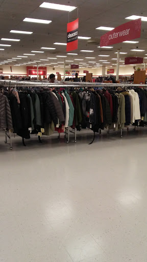 Department Store «T.J. Maxx», reviews and photos, 17740 W 13 Mile Rd, Beverly Hills, MI 48025, USA