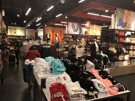 Clothing Store «GUESS Factory», reviews and photos, 12801 W Sunrise Blvd #631, Sunrise, FL 33323, USA