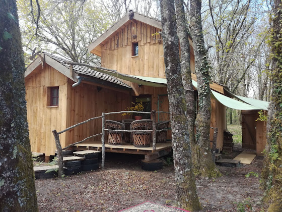 Photo Hébergement Kaban'etik - Gîte et Chambre d'hôtes insolites - Escaudes - Gironde 33840 Escaudes