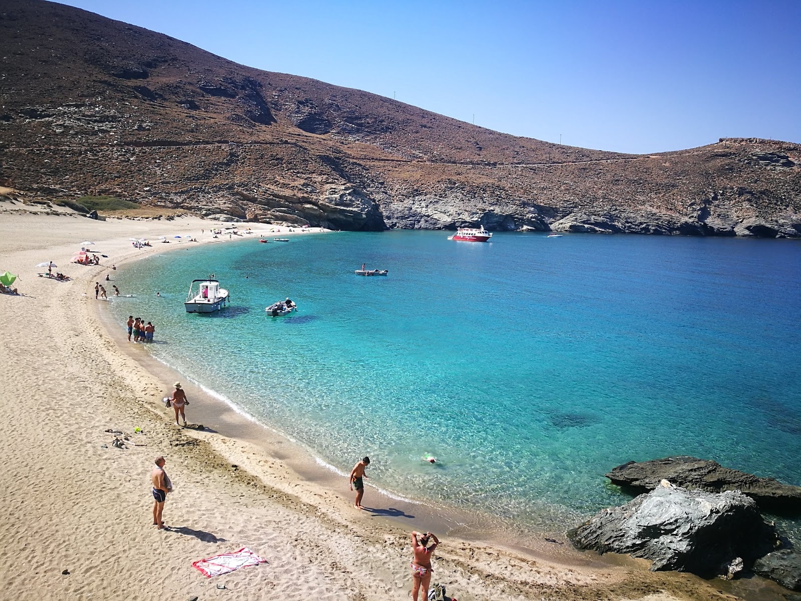 Achla beach'in fotoğrafı doğal alan içinde bulunmaktadır
