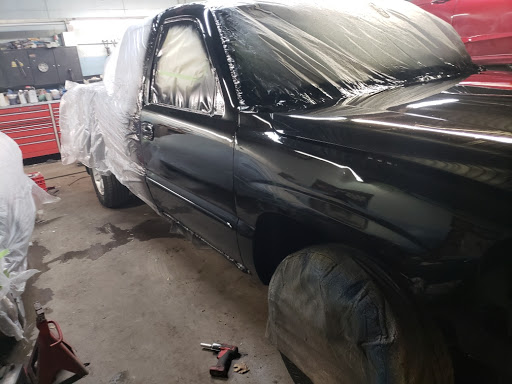 Auto Body Shop «G & C Auto Body and Repair», reviews and photos, 11803 Grandview Rd, Kansas City, MO 64137, USA