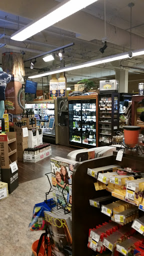 Grocery Store «Stadium Thriftway», reviews and photos, 618 N 1st St, Tacoma, WA 98403, USA