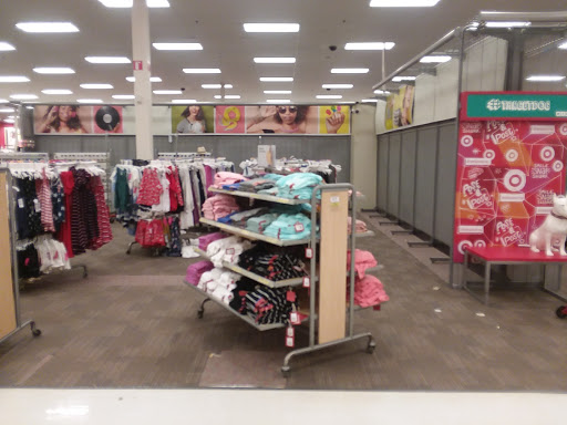 Department Store «Target», reviews and photos, 495 Haggerty Rd, Walled Lake, MI 48390, USA