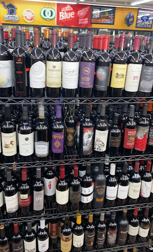 Liquor Store «Royal Liquor», reviews and photos, 1703 E 11 Mile Rd, Royal Oak, MI 48067, USA