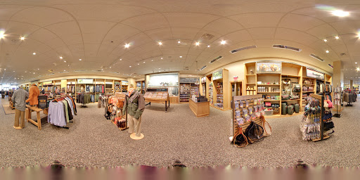 Clothing Store «Orvis», reviews and photos, 934 Old Country Rd, Garden City, NY 11530, USA