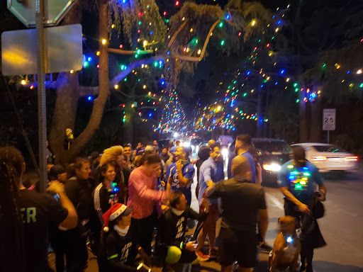 Tourist Attraction «Christmas Tree Lane», reviews and photos, Santa Rosa Ave, Altadena, CA 91001, USA