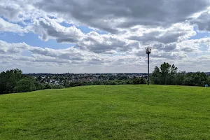 Newbold Comyn Country Park image