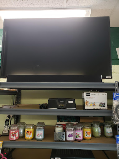 Pawn Shop «U-Pawn LLC», reviews and photos, 884 Main St, Willimantic, CT 06226, USA