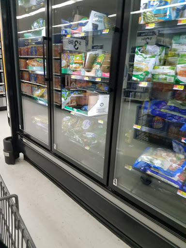 Discount Store «Walmart», reviews and photos, 3680 W Shaw Ave, Fresno, CA 93711, USA