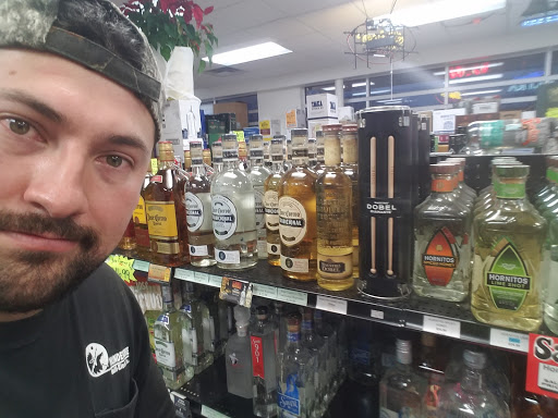 Liquor Store «Paylow Liquor & Beer Wine», reviews and photos, 3701 W Clarendon Dr #200, Dallas, TX 75211, USA