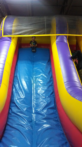 Amusement Center «Kangaroo Palace», reviews and photos, 3524 Green St, Norton Shores, MI 49444, USA