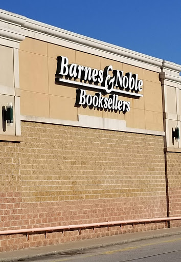 Book Store «Barnes & Noble», reviews and photos, 3055 S Glenstone Ave, Springfield, MO 65804, USA