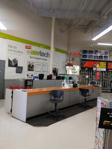 Office Supply Store «Staples», reviews and photos, 3090 Slauson Ave, Huntington Park, CA 90255, USA