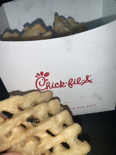 Fast Food Restaurant «Chick-fil-A», reviews and photos, 555 Marketplace Blvd, Hamilton Township, NJ 08691, USA