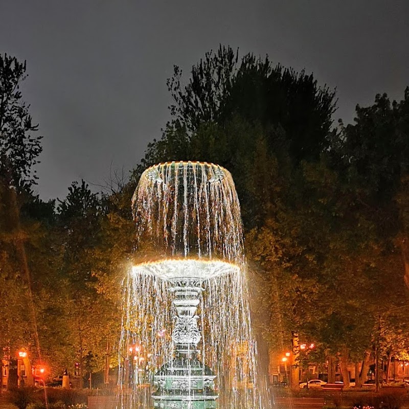 Square Saint-Louis