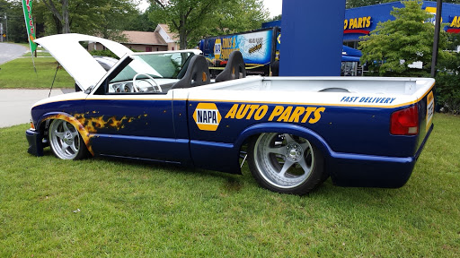 Auto Parts Store «NAPA Auto Parts - Genuine Parts Company», reviews and photos, 8131 North Point Blvd, Winston-Salem, NC 27105, USA
