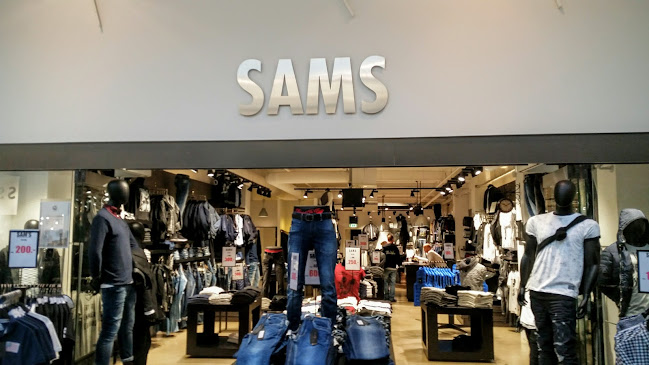 anmeldelser af Sams (Tøjbutik) i Roskilde (Sjælland)