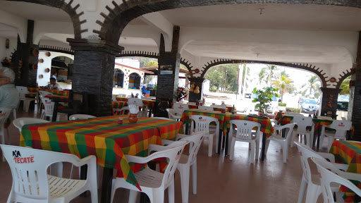 Restaurante y Club de ski, Tres Marías (Laguna)